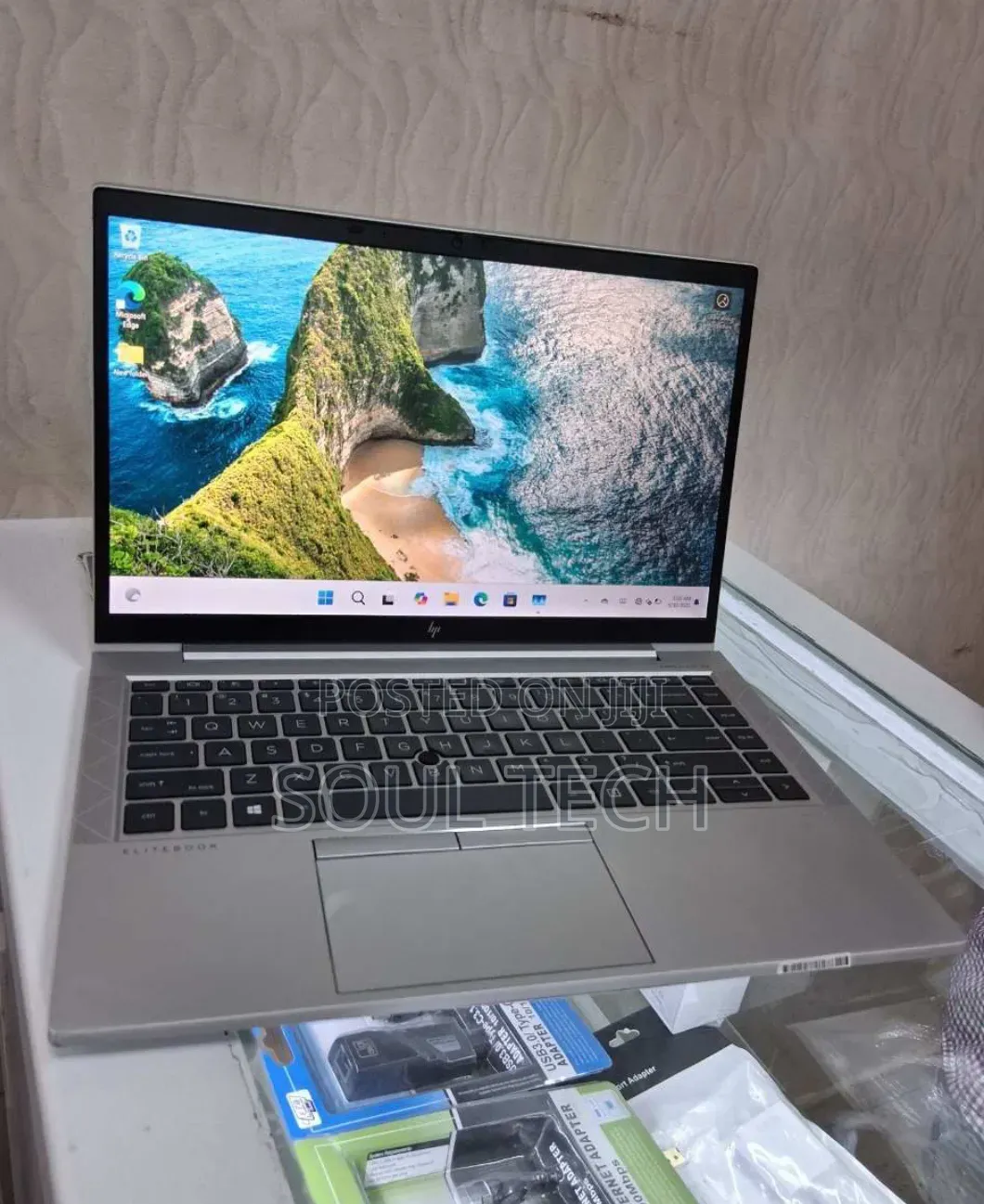 New Laptop HP EliteBook 830 G7 16GB Intel Core i7 SSD 512GB