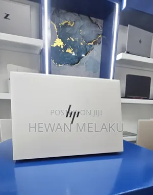 New Laptop HP EliteBook 840 G9 16GB Intel Core i7 SSD 512GB