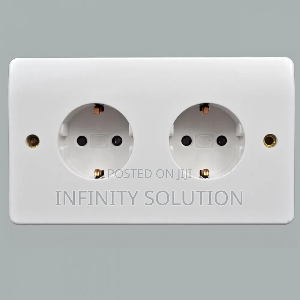 Double Shuko Socket 16G 2P+E
