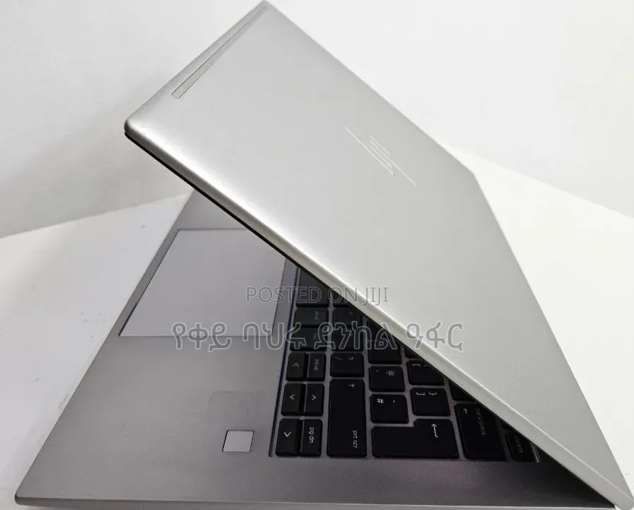 New Laptop HP ZBook Firefly 14 G10 16GB Intel Core i7 SSD 512GB