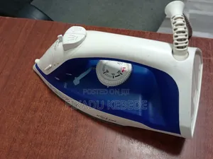 Used Steam Iron – Good Condition