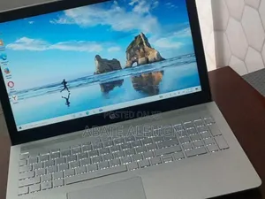 New Laptop HP Pavilion 15 8GB Intel Core i5 HDD 1T