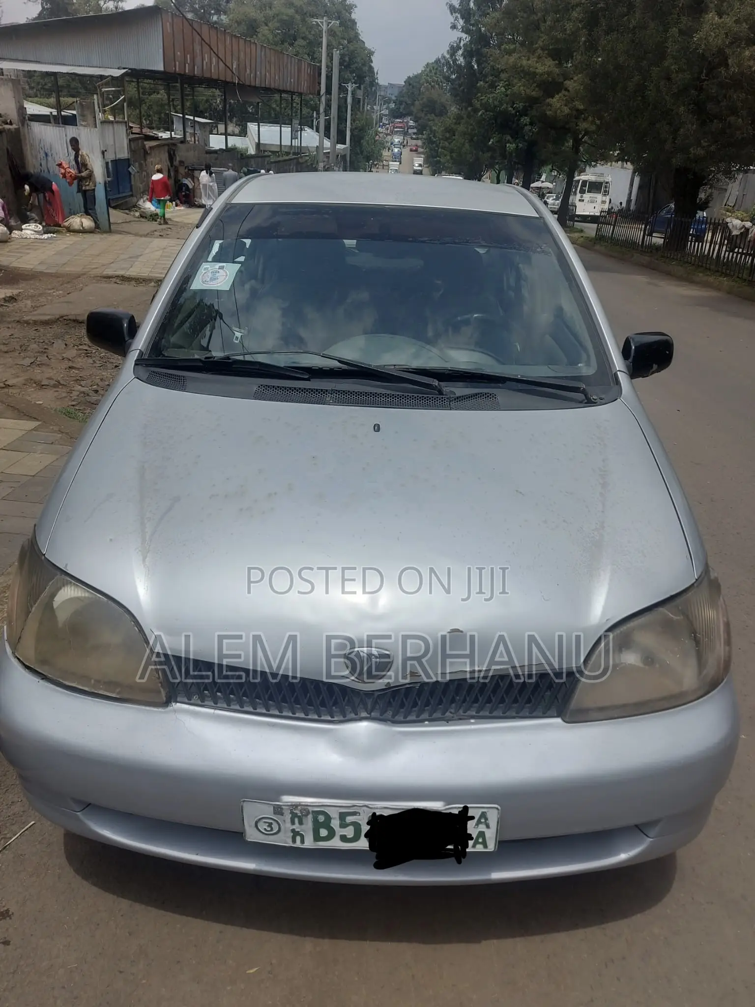 Toyota Platz 2003 Silver