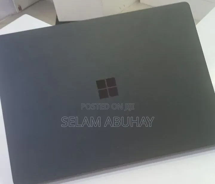 New Laptop Microsoft Surface 16GB Intel Core i7 SSD 512GB