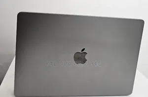 New Laptop Apple MacBook Air 2024 M3 8GB Intel Core i7 SSD 512GB