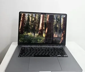 New Laptop Apple MacBook Air 2024 M3 8GB Intel Core i7 SSD 512GB