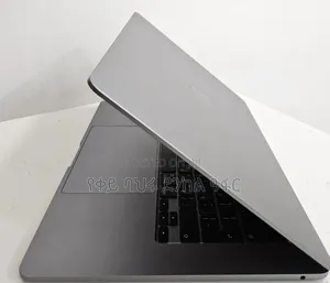 New Laptop Apple MacBook Air 2024 M3 8GB Intel Core i7 SSD 512GB