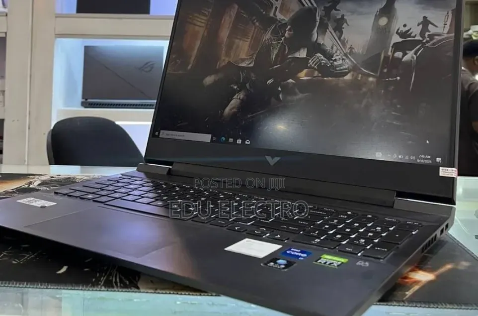 New Laptop HP Victus 16 16GB Intel Core i7 SSD 512GB