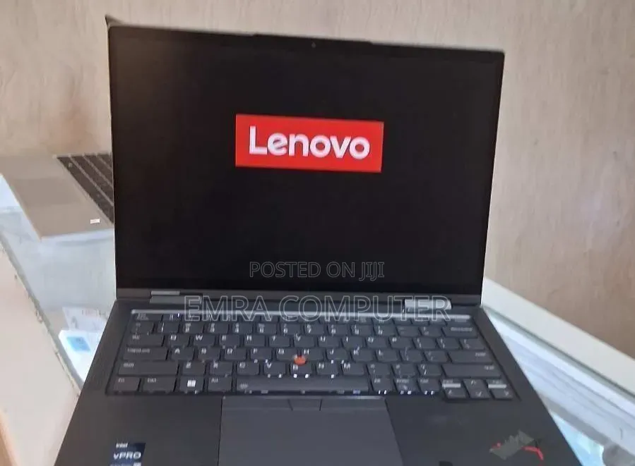 New Laptop Lenovo 32GB Intel Core i7 SSD 512GB
