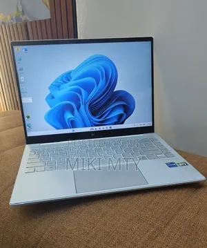 New Laptop HP Envy x360 16GB Intel Core i5 SSD 1T