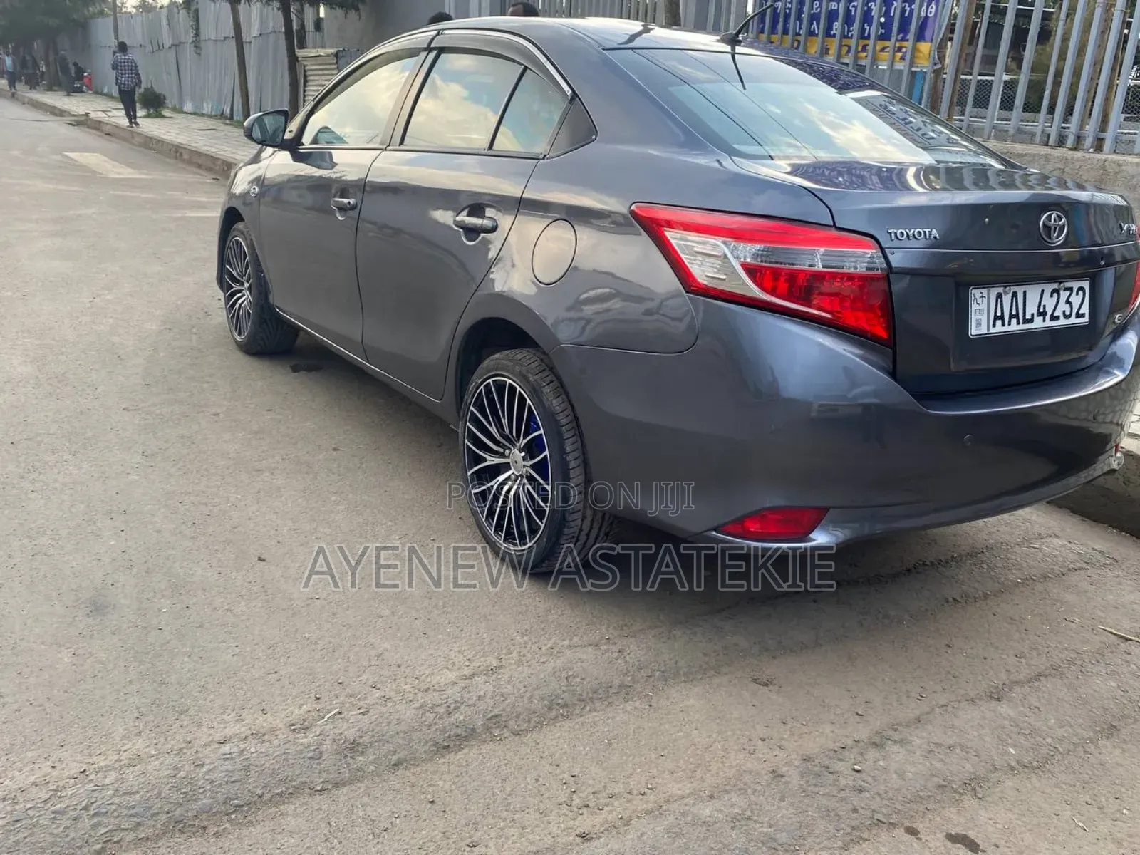 Toyota Yaris 2014 Gray