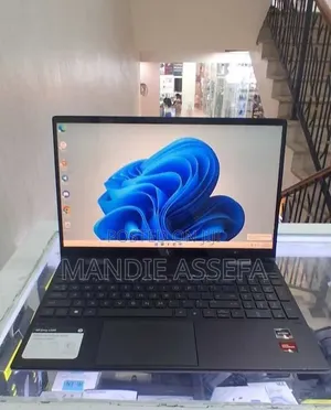 New Laptop HP Envy x360 12GB AMD Ryzen 7 SSD 512GB
