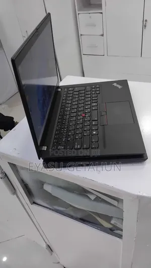 New Laptop Lenovo ThinkPad T14s G4 16GB AMD Ryzen 5 SSD 512GB