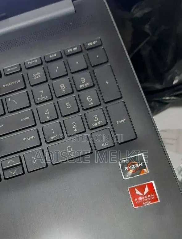 New Laptop HP 16GB AMD Ryzen 3 SSD 512GB