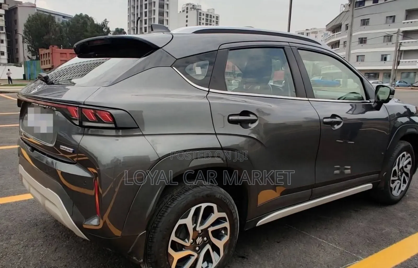 Suzuki Fronx 2025 Gray