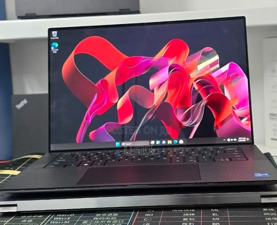 New Laptop Dell Precision 5560 16GB Intel Core i7 SSD 512GB