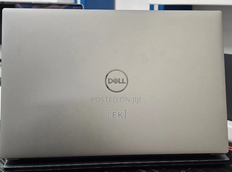 New Laptop Dell Precision 5560 16GB Intel Core i7 SSD 512GB