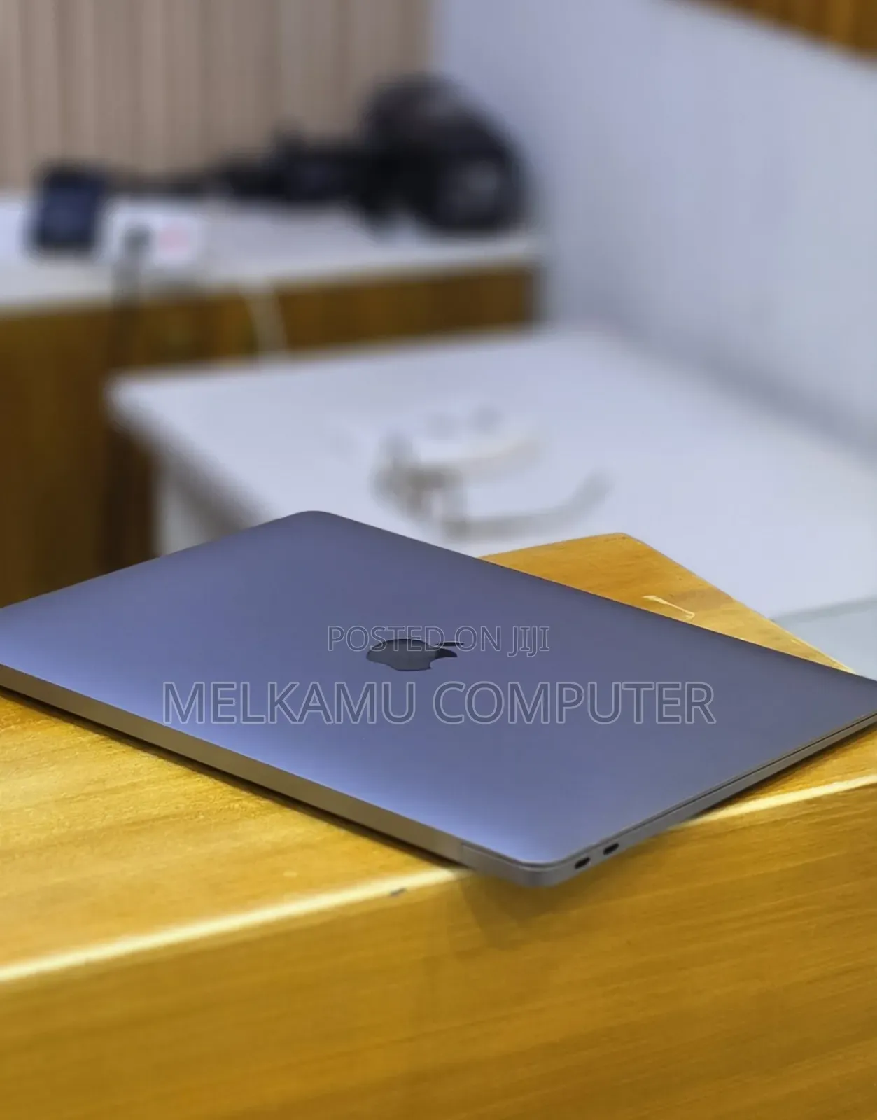 New Laptop Apple MacBook Air 2020 M1 16GB Apple M1 SSD 256GB