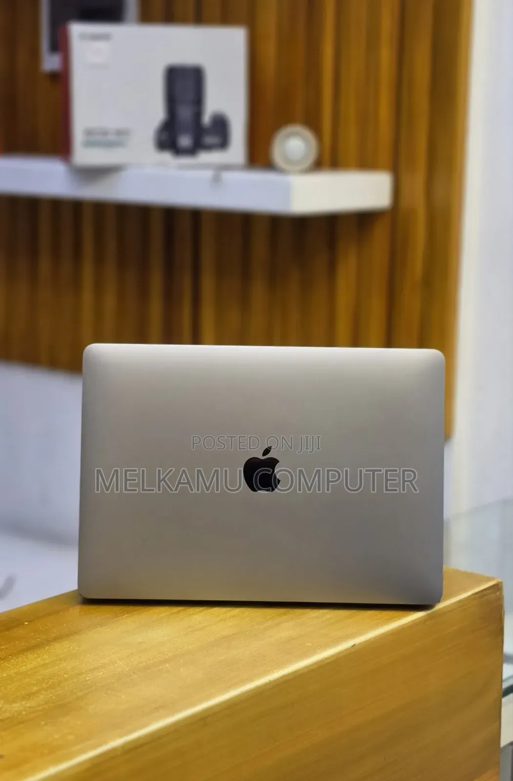 New Laptop Apple MacBook Air 2020 M1 16GB Apple M1 SSD 256GB