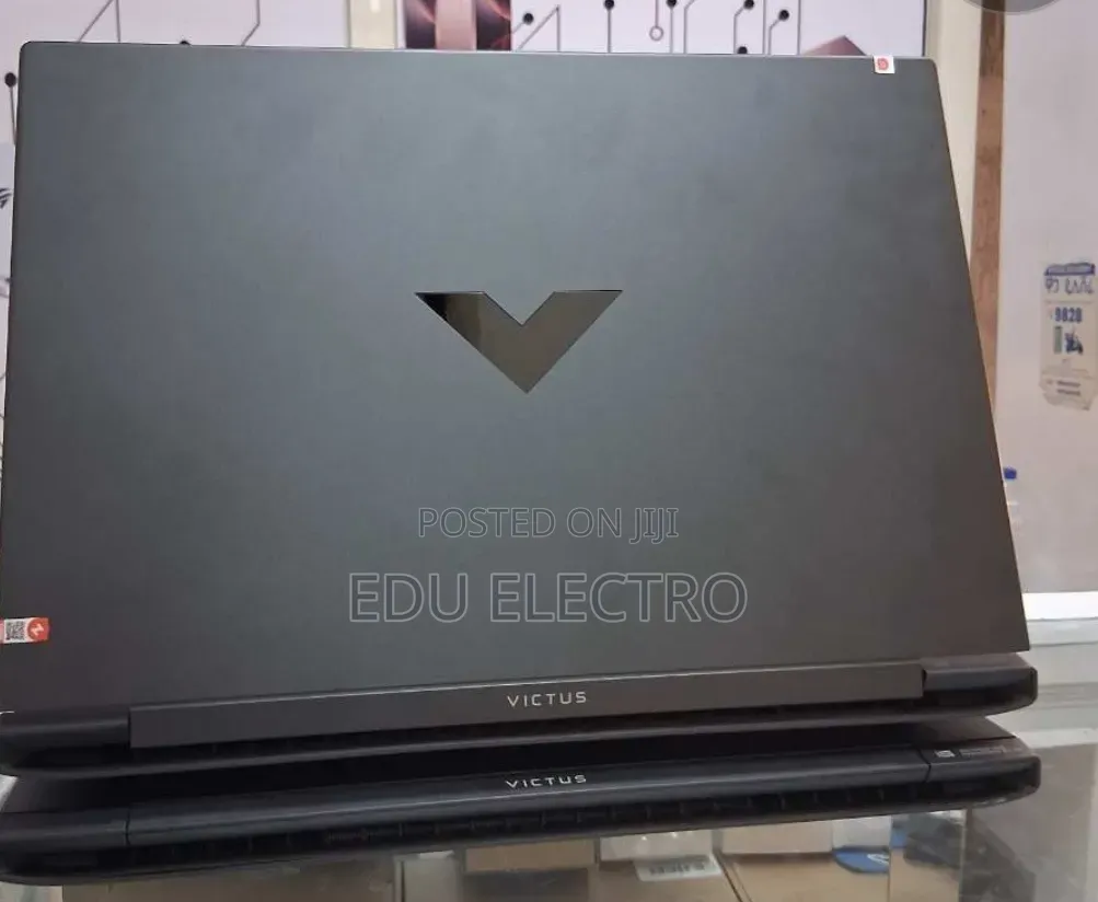 New Laptop HP Victus 15 16GB Intel Core i7 SSD 512GB