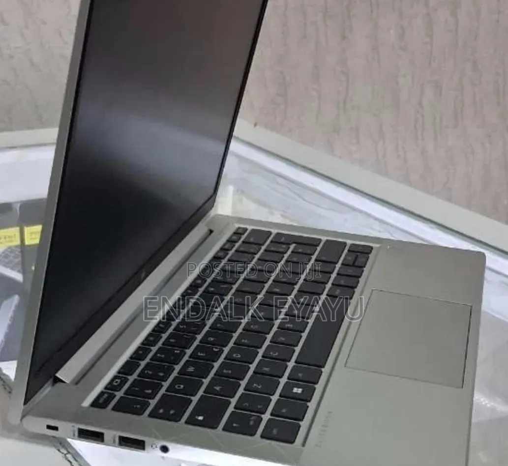 New Laptop HP 16GB AMD Ryzen 5 SSD 512GB