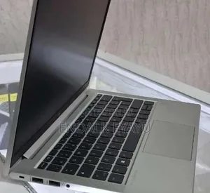 New Laptop HP 16GB AMD Ryzen 5 SSD 512GB