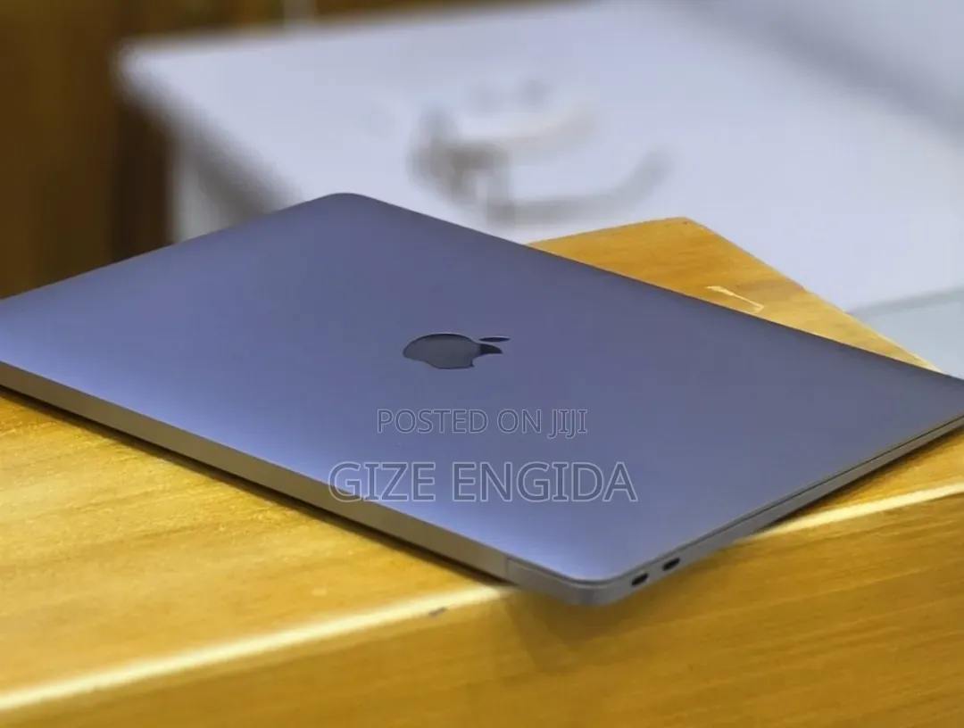 New Laptop Apple MacBook Air 2020 M1 8GB Apple M1 SSD 256GB