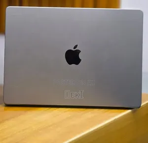 New Laptop Apple MacBook Pro 2021 M1 32GB Apple M1 SSD 512GB