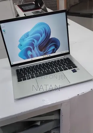New Laptop HP EliteBook 840 G10 16GB Intel Core i7 SSD 512GB