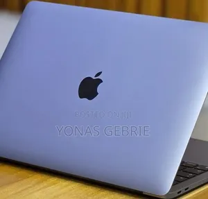 New Laptop Apple MacBook 16GB Apple M1 SSD 256GB
