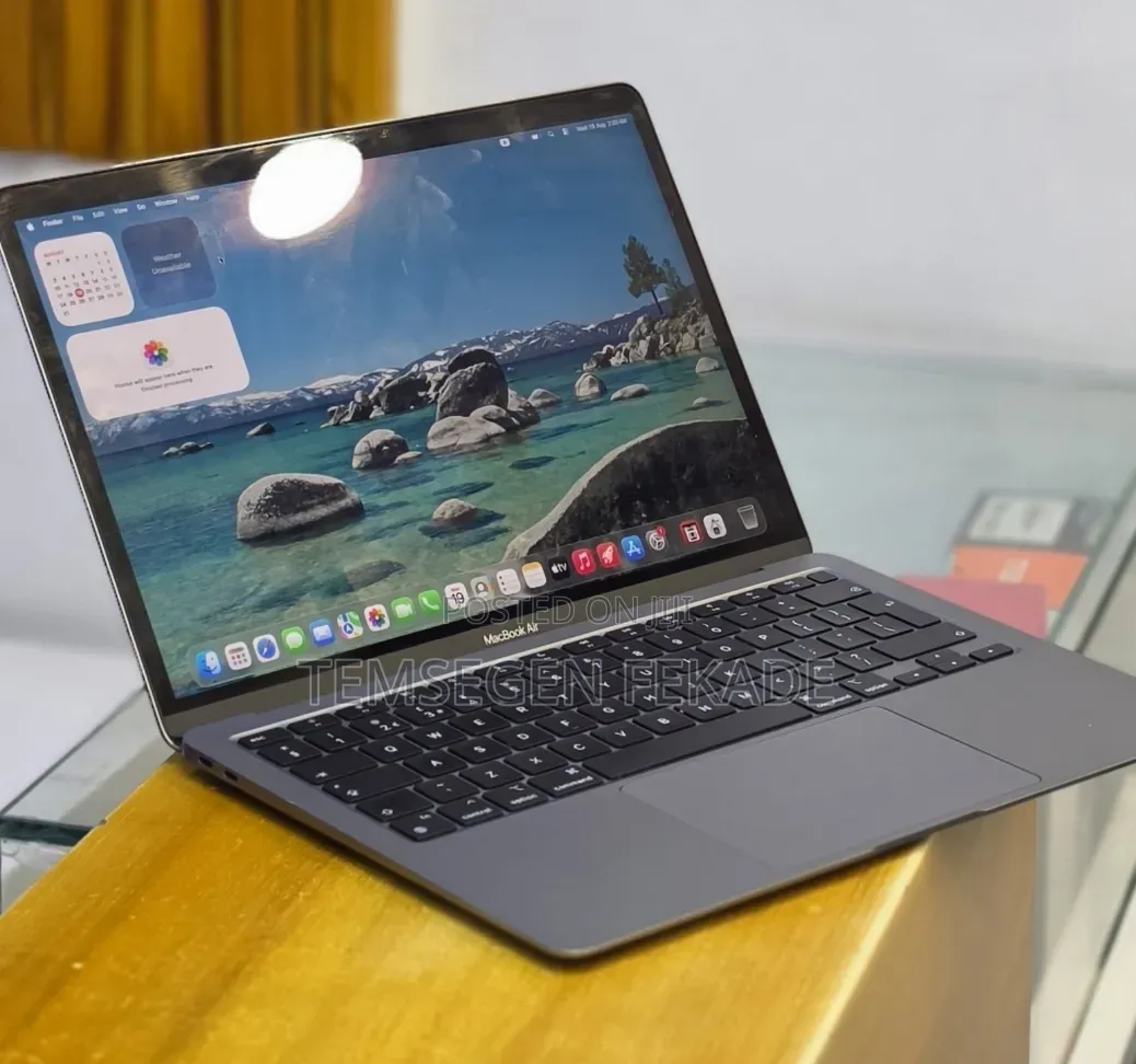 New Laptop Apple MacBook Air 2020 M1 16GB Apple M1 SSD 256GB