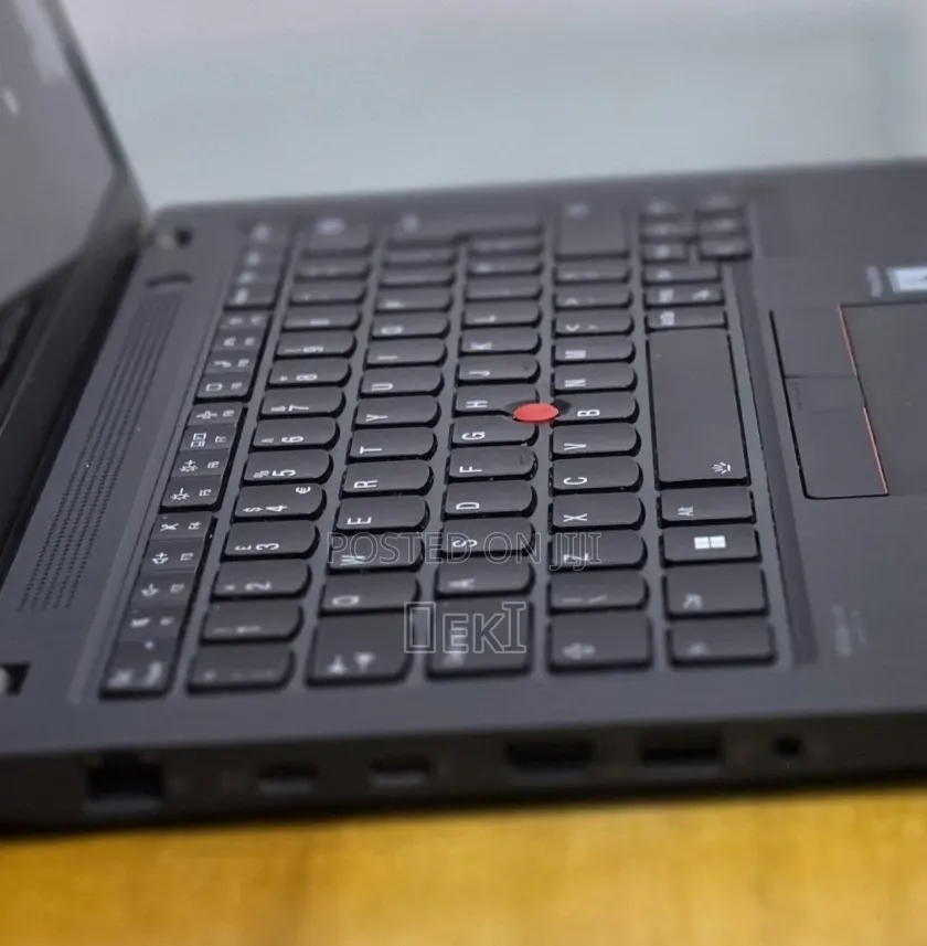 New Laptop Lenovo ThinkPad T14 G3 16GB Intel Core i7 SSD 512GB