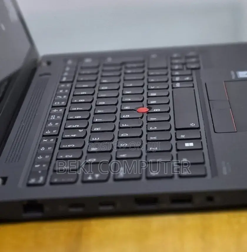New Laptop Lenovo ThinkPad T14 G3 16GB Intel Core i7 SSD 512GB