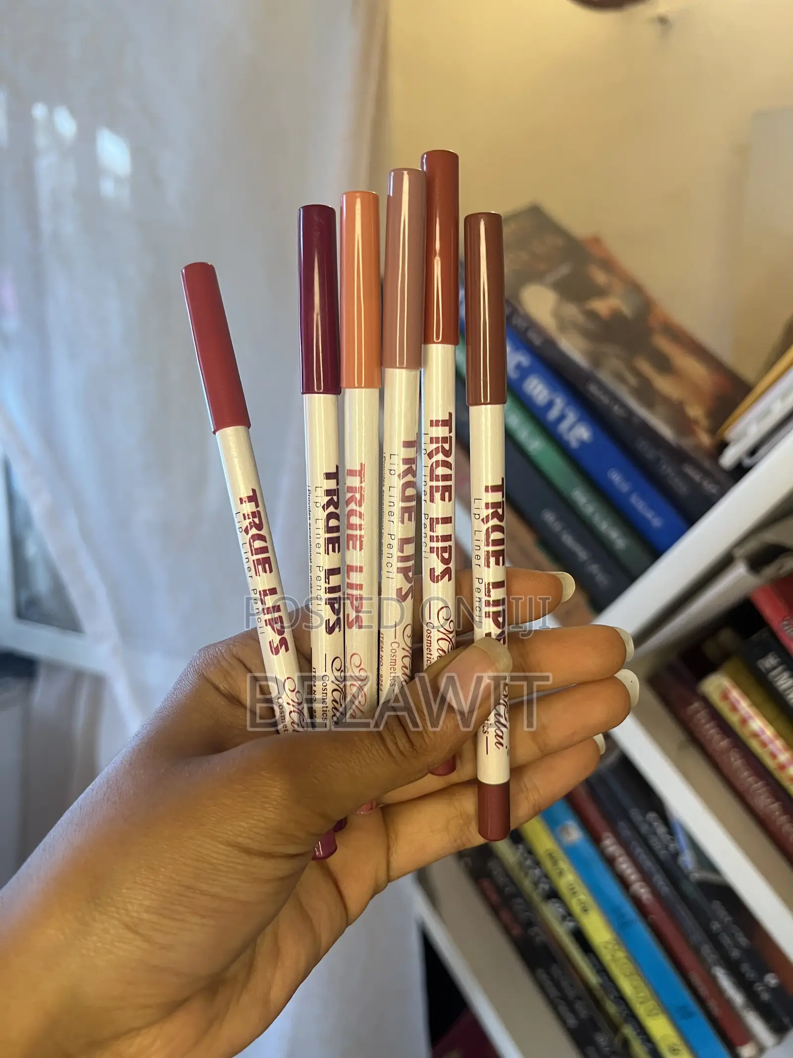 True Lip Linear Pencil