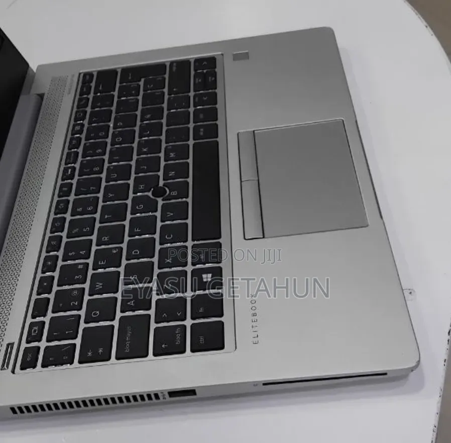 New Laptop HP EliteBook 830 G5 8GB Intel Core i5 SSD 512GB