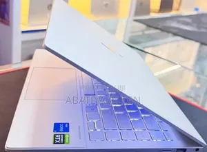 New Laptop HP Envy 14 16GB Intel Core i7 SSD 1T
