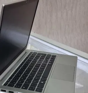 New Laptop HP EliteBook 840 G8 16GB Intel Core i7 SSD 512GB