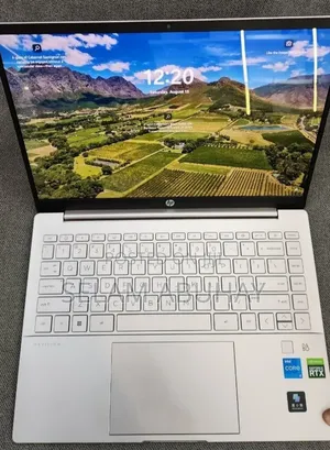 New Laptop HP Pavilion 14 16GB Intel Core i7 SSD 1T