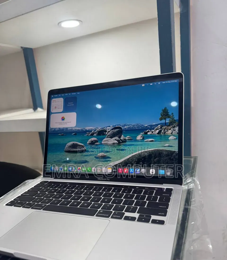 New Laptop Apple MacBook Pro 2020 M1 16GB Apple M1 Pro SSD 1T