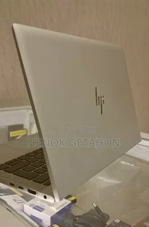 New Laptop HP EliteBook 835 G7 16GB AMD Ryzen 5 SSD 512GB