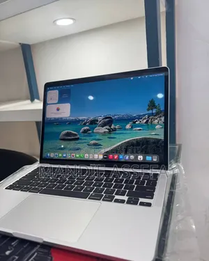 New Laptop Apple MacBook Pro 2020 M1 16GB Apple M1 SSD 1T