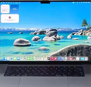 New Laptop Apple MacBook Pro 2022 M2 16GB Apple M2 SSD 512GB