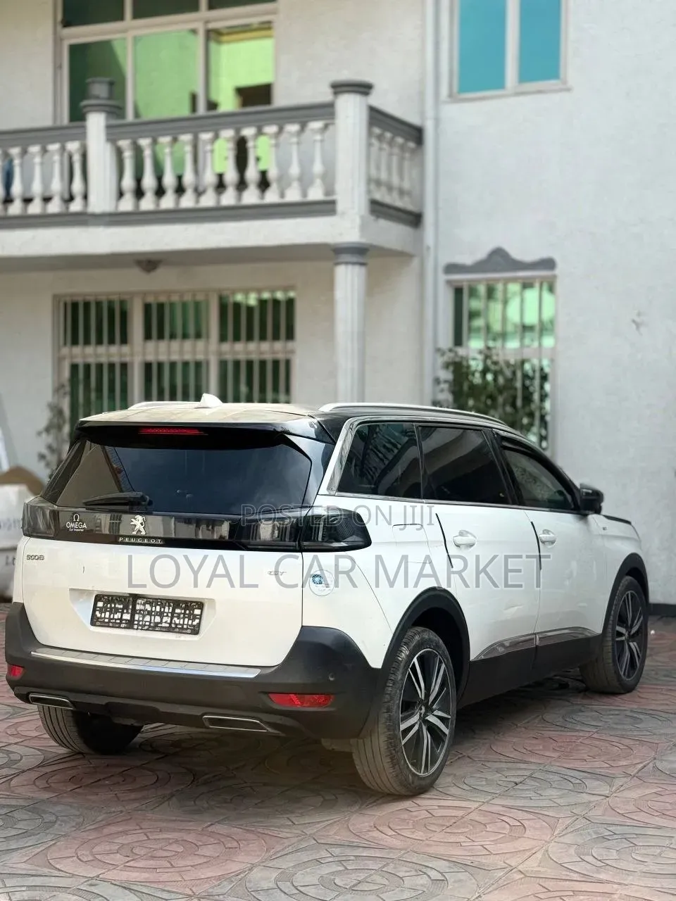 Peugeot 5008 2021 White