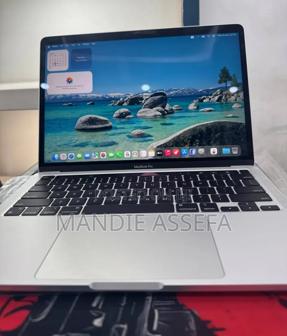 New Laptop Apple MacBook Pro 2020 M1 16GB Apple M1 SSD 1T