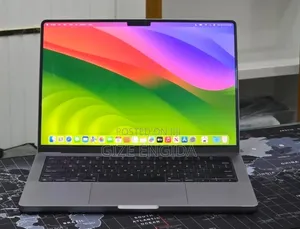 New Laptop Apple MacBook Pro 2023 M3 8GB Apple M3 Pro SSD 512GB