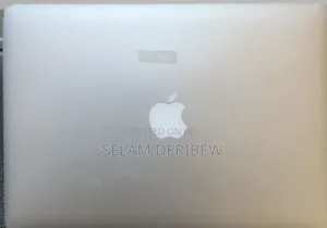 New Laptop Apple MacBook Air 2017 8GB Intel Core i5 SSD 256GB