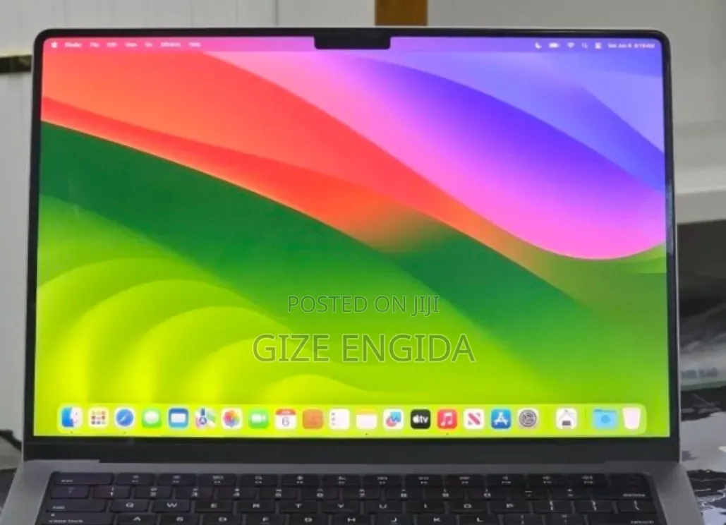 New Laptop Apple MacBook Pro 2023 M3 8GB Apple M3 Pro SSD 512GB