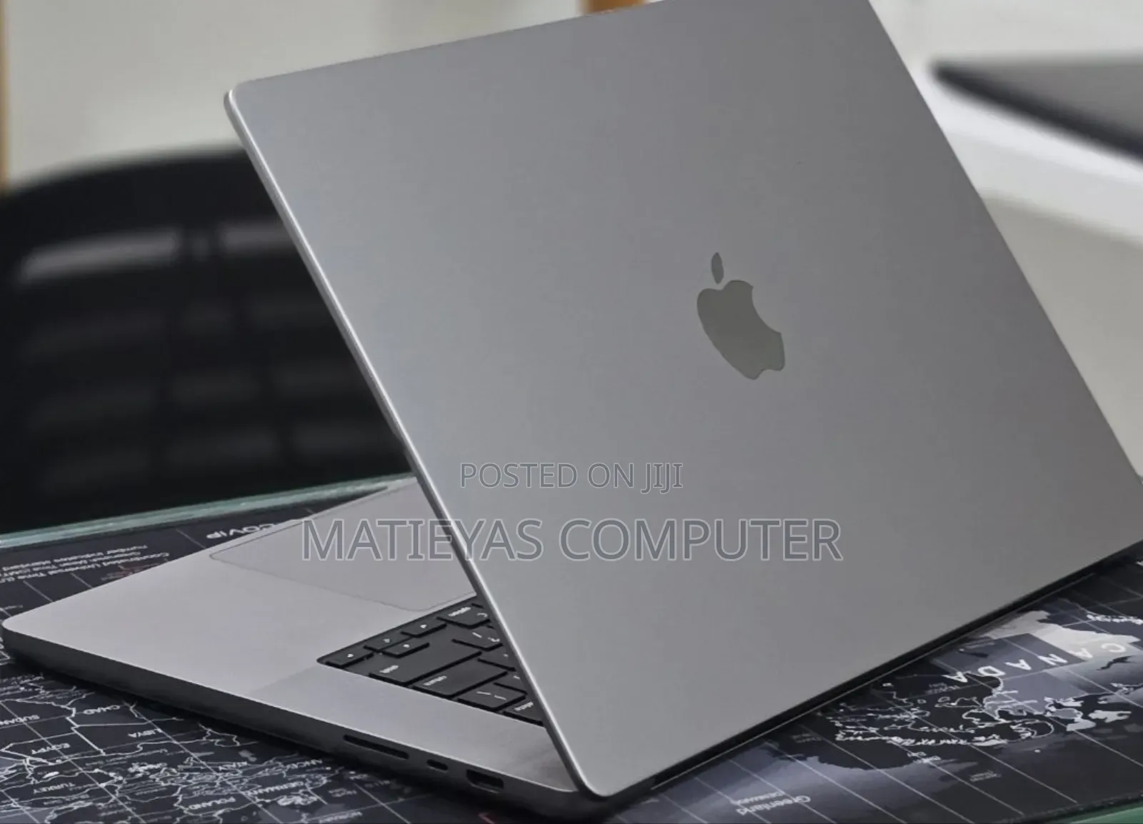 New Laptop Apple MacBook Pro 2023 M2 16GB Apple M2 SSD 512GB