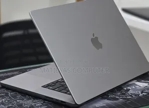New Laptop Apple MacBook Pro 2023 M2 16GB Apple M2 SSD 512GB