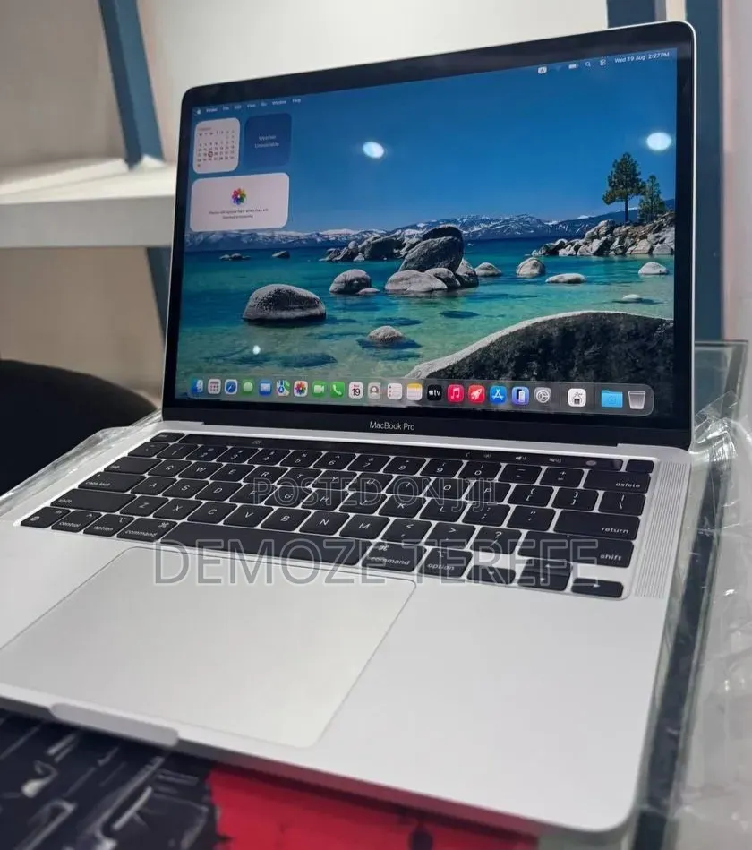 New Laptop Apple MacBook Pro 2020 16GB Apple M1 SSD 1T